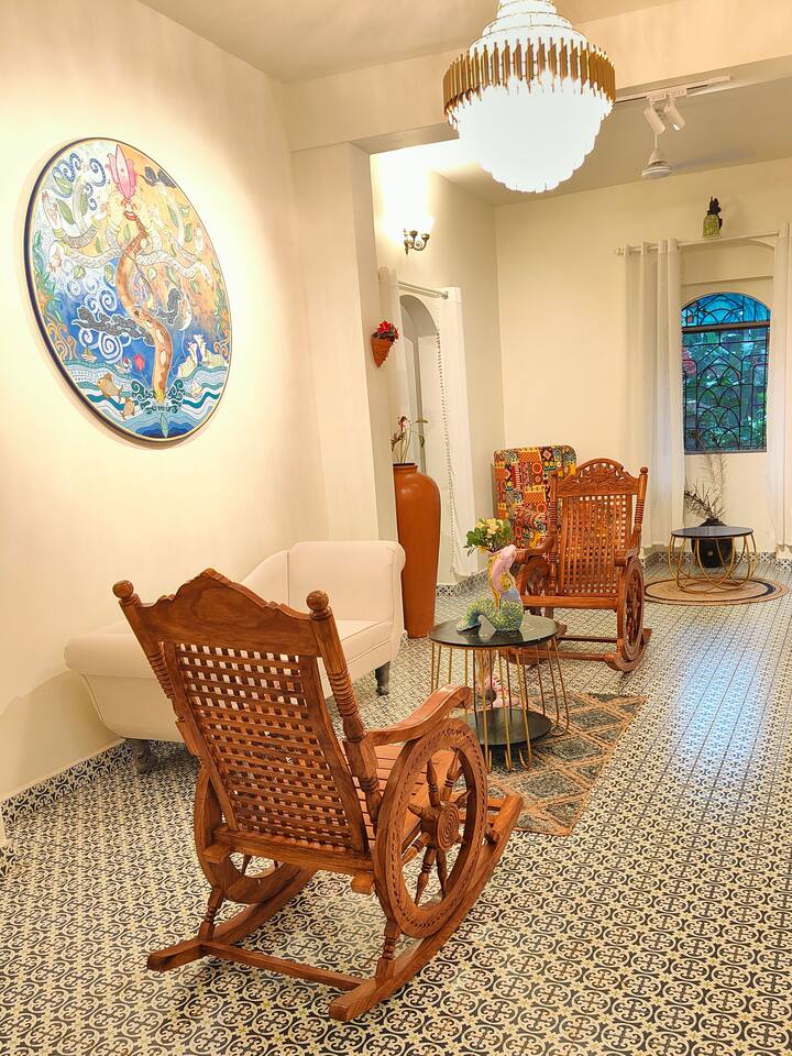 Living room 2 image 9