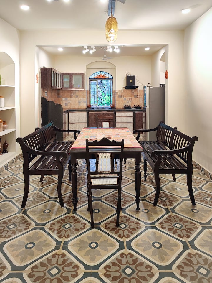 Full kitchen image 4