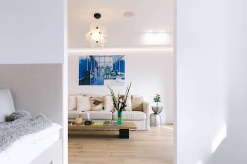 The Penthouse w/Downtown Views