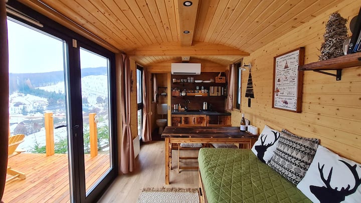 Black Pine Tiny House - Bükk