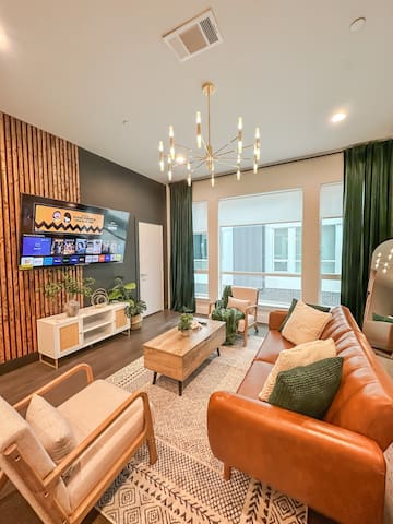 Dallas Downtown-Uptown Gem: Urban luxury, Style!