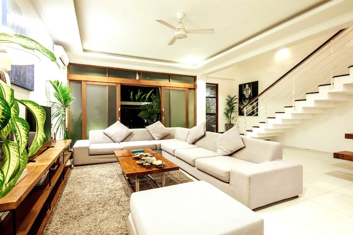 Luxury Villa In Heart Of Seminyak - Indila Villa - Seminyak