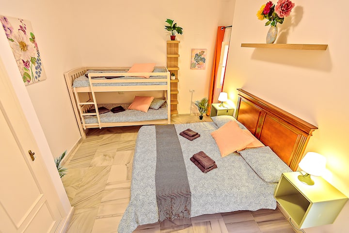 The main bedroom, sleeps four. 
1x double bed 160 x 190 cm, bunk bed = 2 beds 90 x 190 cm (100 kg max.  for each bed),  air-conditioning, large wardrobe, iron and ironing plate, clothes dryer, hangers, cotton sheets (free).
