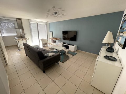 Annonce Airbnb populaire: 2-bedroom apartment with pool à Perpignan