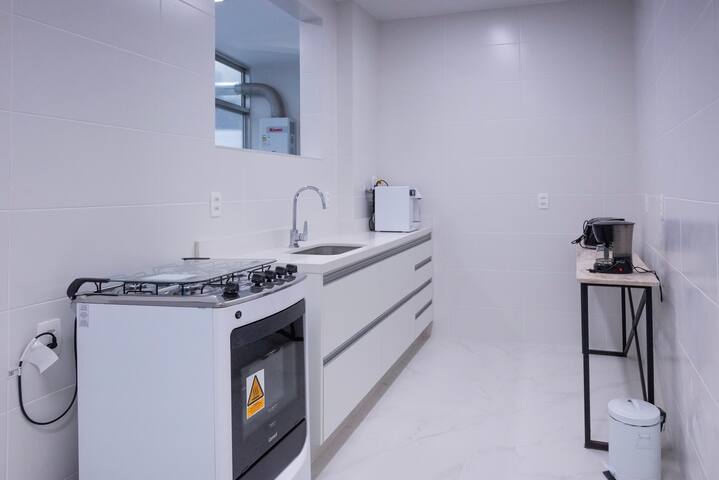 Ipanema – Lindo apartamento recém reformado gallery image 5