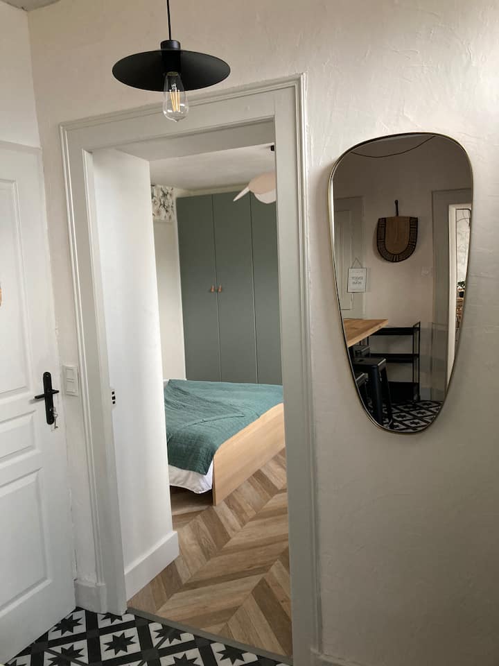 საძინებელი 1