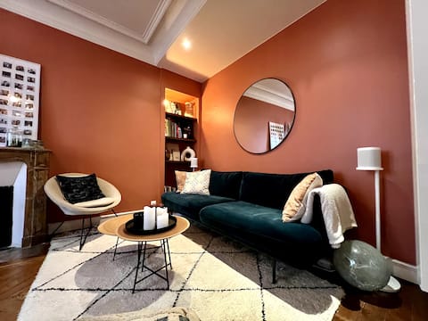 Top performing Airbnb: Paris at you doorstep : cozy city-center apartment in Paris