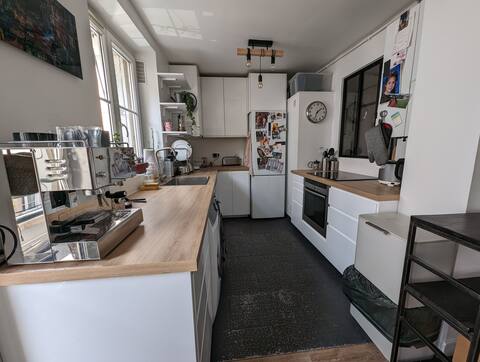 main Residence  2rooms 60m2 -Métro