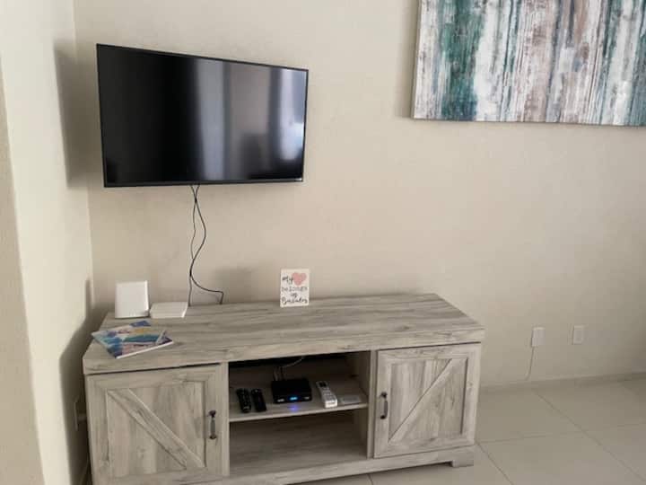 Lush & Tranquil One Br Retreat - Bridgetown