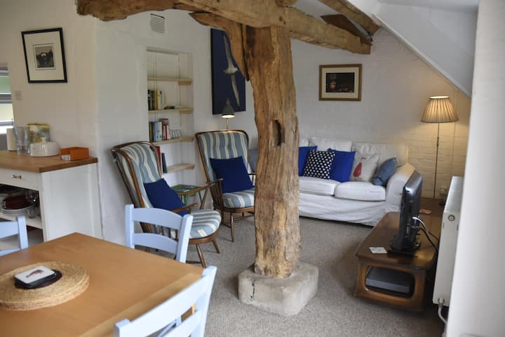 The Cowshed @ Whitecroft Farm - Isle of Wight