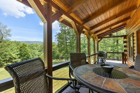 Hidden in Shenandoah Valley |Pool|Pets|Fire Pit