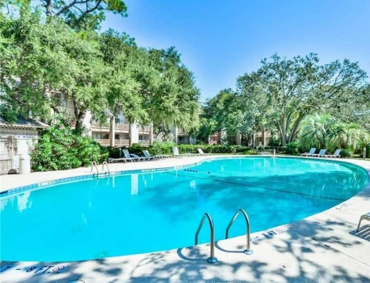 Quiet 2 Bdr Condo - Pet Friendly - Hilton Head Island, SC