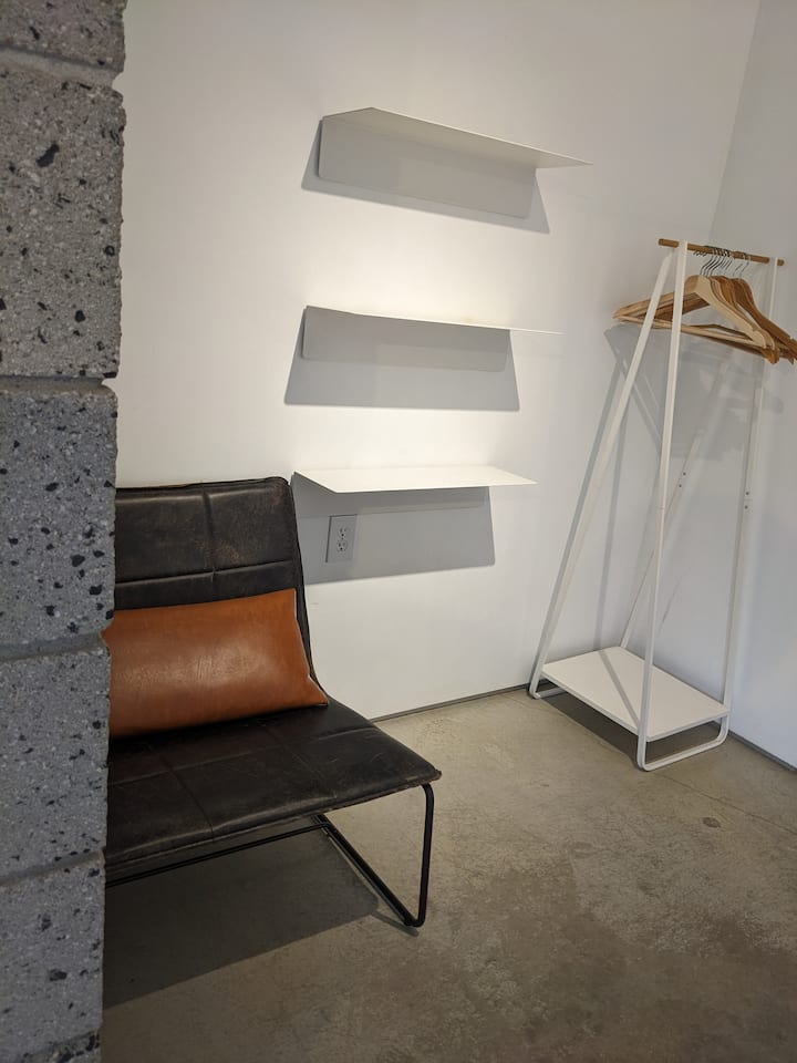 Modern Mother-in-law In Midtown! - Reno, NV