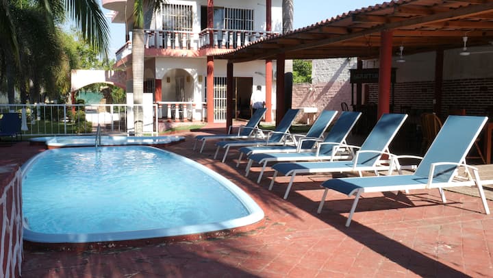 Casa Sirena Matanchen at the foot of the beach