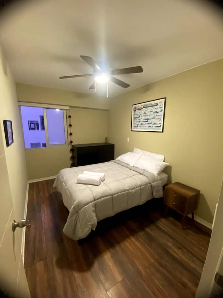 Tercera habitación con cama de 2 Plazas + 1 cama de 1 1/2 plaza incorporada 