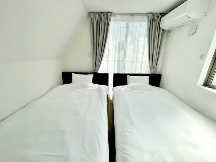 Room4_2 camas individuales