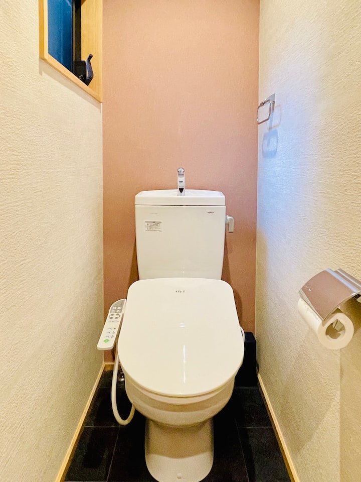 1 F & 2 Fトイレ（トイレ）/トイレ（ウォシュレット）