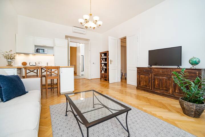 Quiet apartment in the Old Town gallery image 3