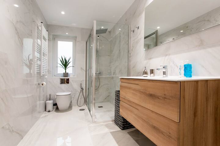 Premium place next to Retiro – 3 bedr 2 bath gallery image 3