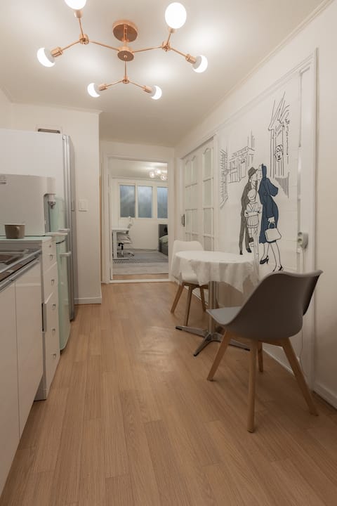 Cosy house-Jamsil Seokchon Lake, Jamsil Lotte World Tower, Seoul Asan Hospital, Olympic Park KSPO-DOME