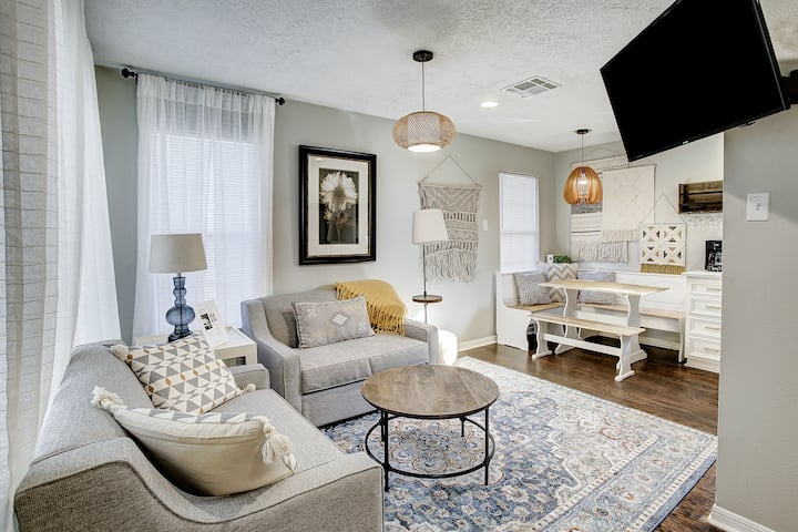 მისაღები ოთახი 2