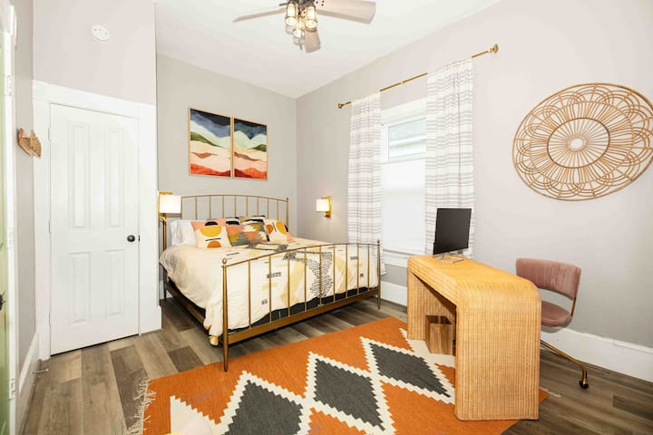 საძინებელი 1