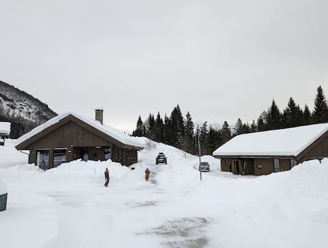 2 Cabins by climbing park and ski
