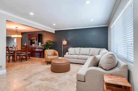 LuXurioUS Home Near L.A., Theme Parks and Beaches