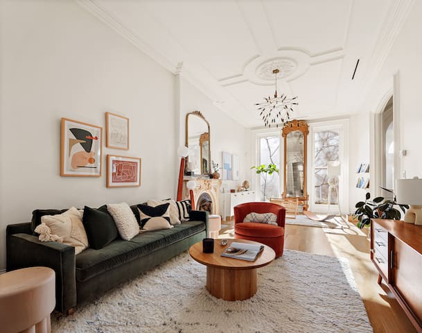 3000SF Mint Park Slope 5BR w/ deck & yard