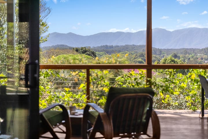 Spectacular Views, Pet Friendly and WFH Ready!