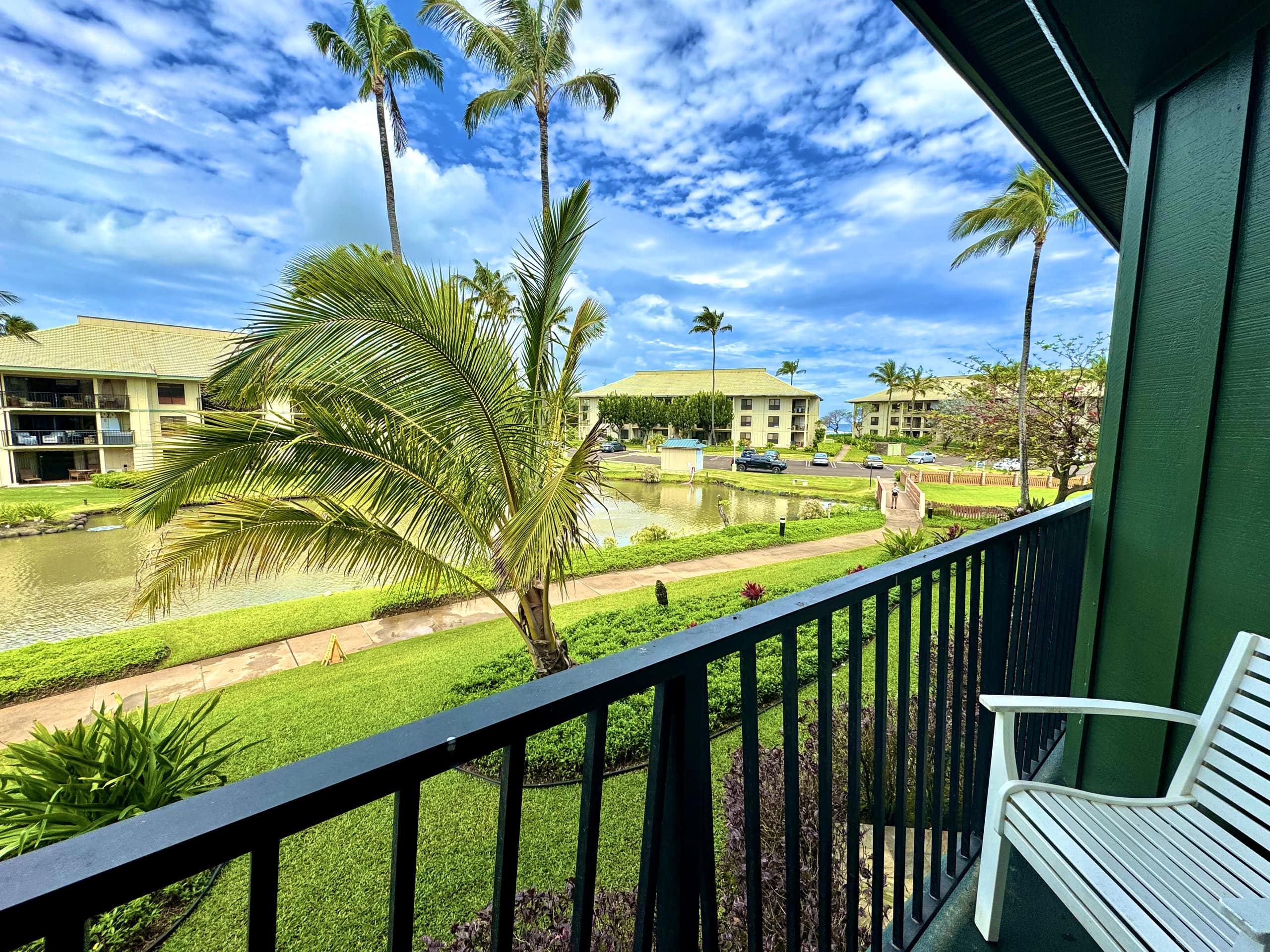 Lagoon View Resort Retreat - Image 2