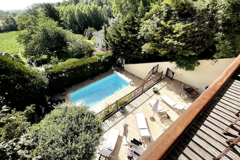 5 Bed Villa in Aubeterre-sur-Dronne