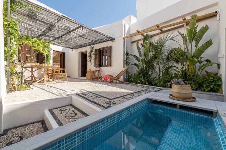 Lindian Plumeria gallery image 2