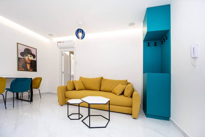 Aura Tower 133 By In Property - Montenegro