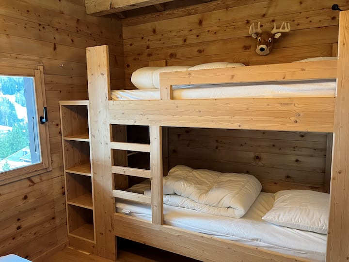 Spálňa 4