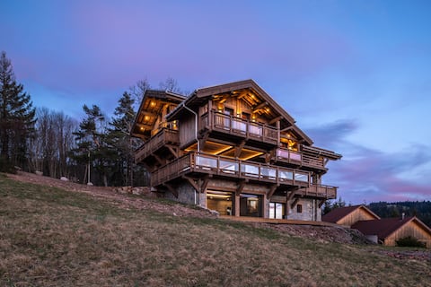 ALTA ROCCA – 14 pers. – Pool + Jacuzzi + Sauna