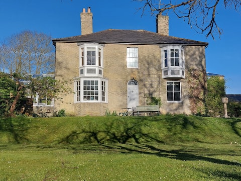 Woodlands West Wight - sleeps 8