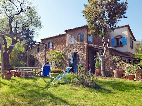 Nocolino25, Entire Eco-Villa
