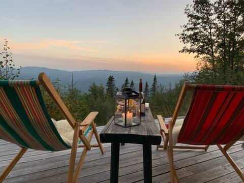 Large cabin with magnificent views, peaceful nature