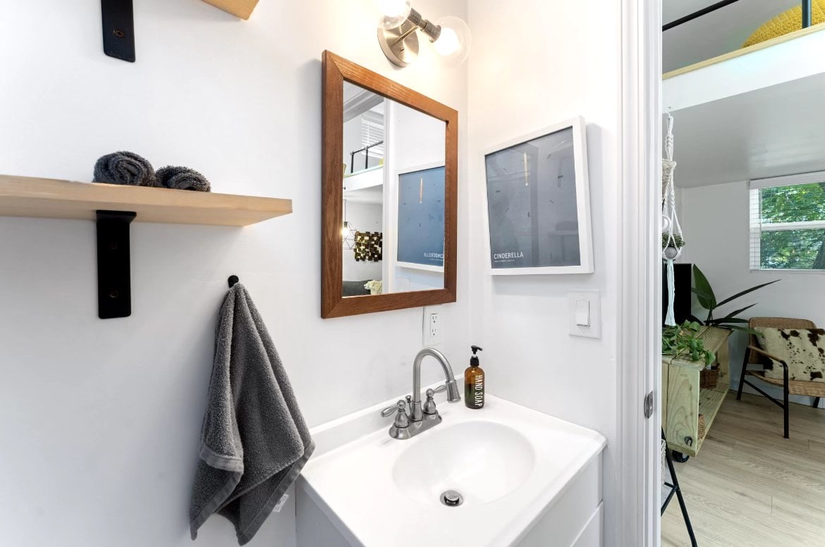 Charming Tiny Home Retreat!