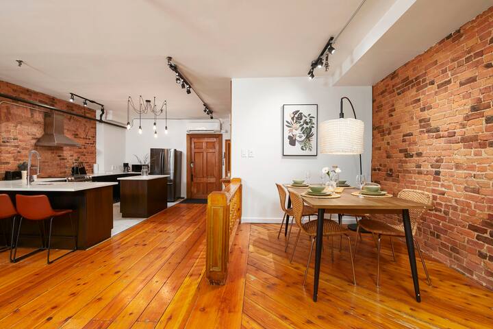 Amazing Historic Loft in Heart of OldPort gallery image 4