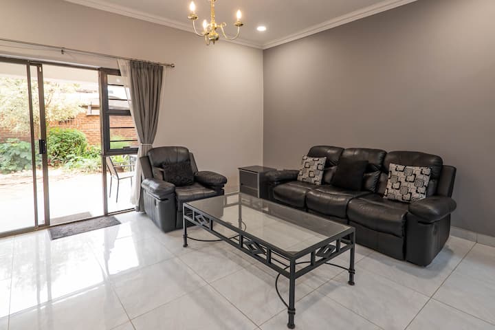 Apt #7 - 2 Bedroom - Malawi