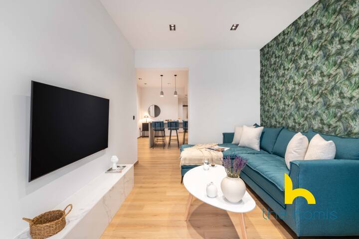 Spacious 3BR City Haven: Luxury, Comfort & Central