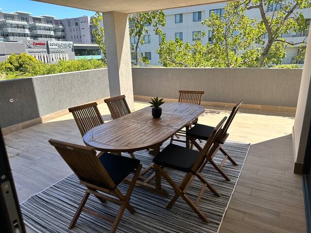 Newlands Peak 2Bedroom Apartment gallery image 4