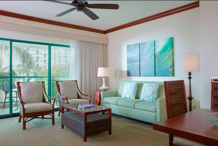 Beautiful Ko Olina Beach Villa gallery image 4