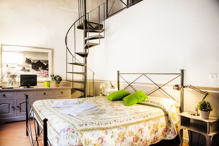 HomeUnity S.R.L. managed Airbnb listing 1
