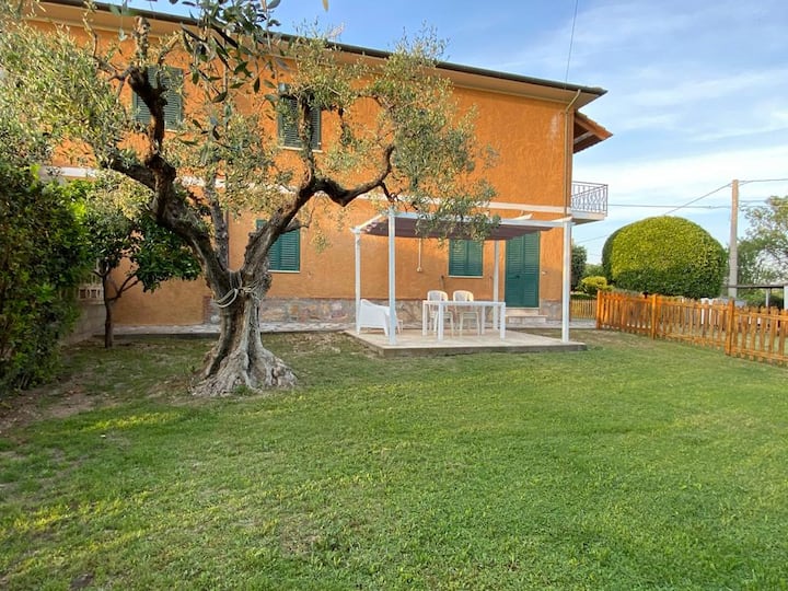 Giardino Di Revo • Baratti 5’ • Thermal Baths - Campiglia Marittima
