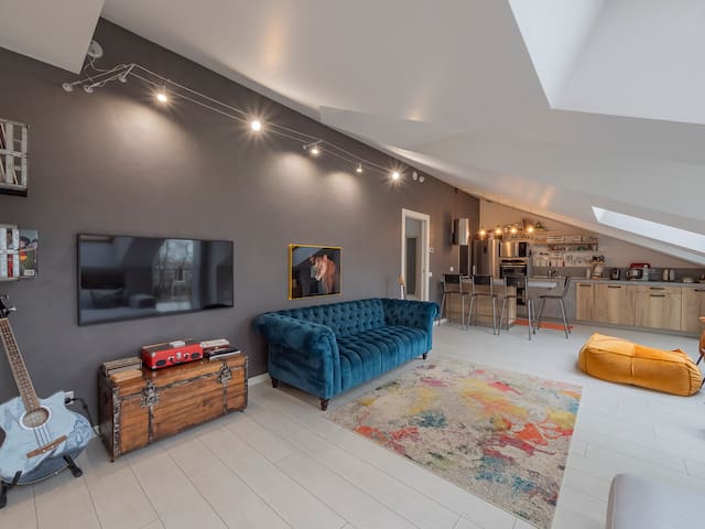 Penthouse Navigli / Tortona