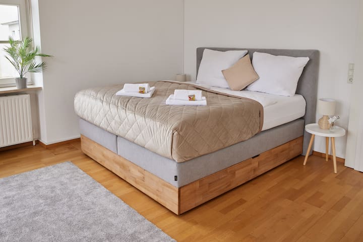 IDEE Living GmbH managed Airbnb listing 1