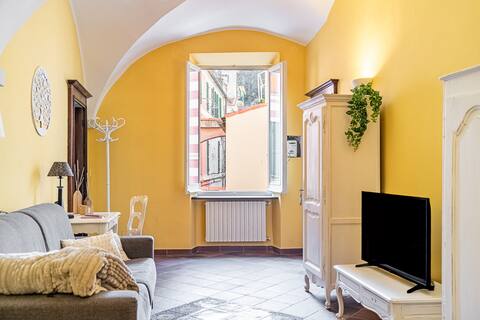 Noli Centro, Spacious Kinfolk Style House + Parking